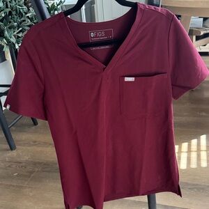 Figs Women's Burgundy Short Sleeve Top